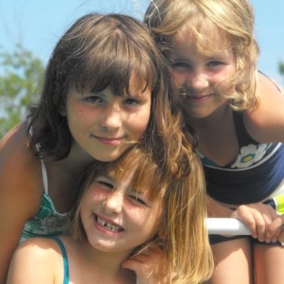 Meet your Posher, Lisa - Picture 1 of 1